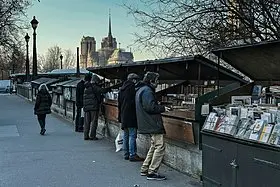 Les Bouquinistes