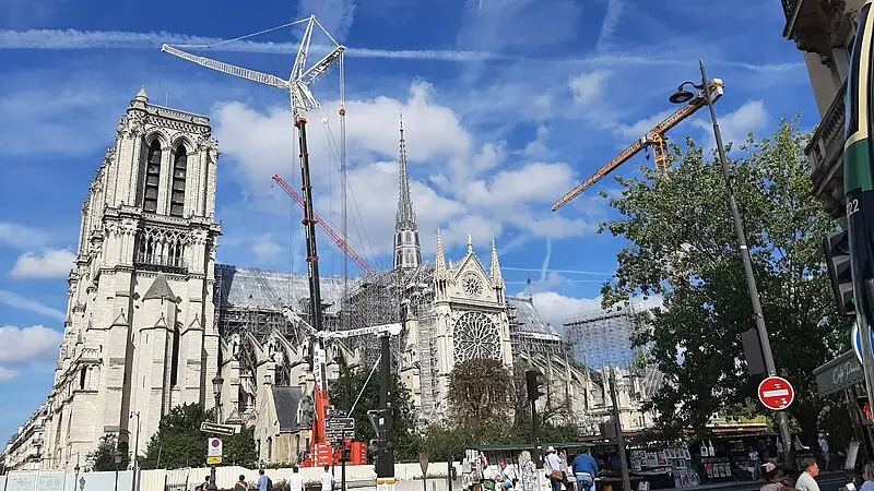 Les donateurs pour Notre Dame de Paris 17 Les donateurs pour Notre Dame de Paris